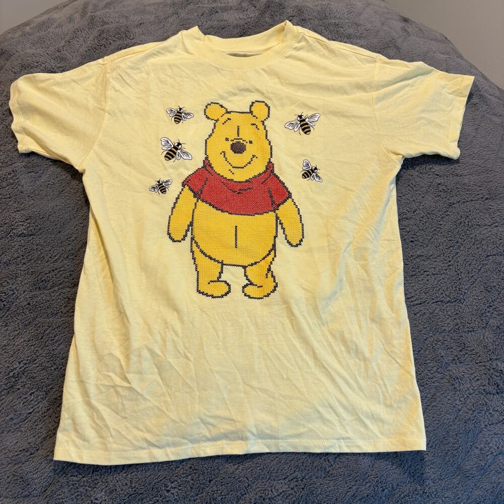 Disney Unisex Winnie the Pooh T-Shirt Cross Stitch Graphic Bees Yellow S